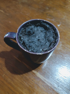 Una foto de Torta en taza (mug cake) de Oreo 😋