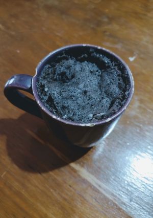Una foto de Torta en taza (mug cake) de Oreo 😋