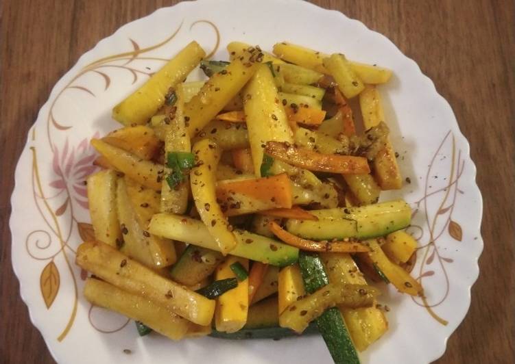 Recipe of Favorite Zucchini and carrot stir fry