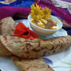 A picture of Paper aloo paratha.