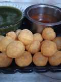 Mumbai ka famous mouth watering street food, Pani puri