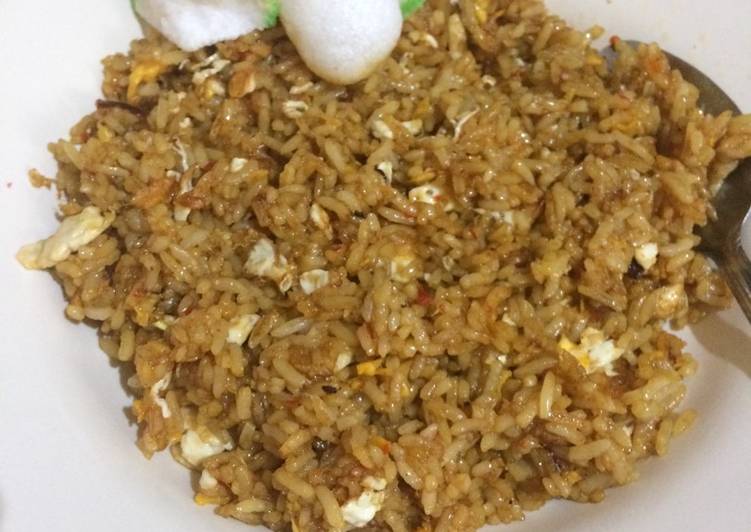 Langkah Mudah untuk Menyiapkan Nasi goreng simple tapi enakk, Sempurna