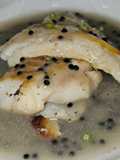 Bacalao fresco en su jugo con huevas de lumpus