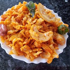 A picture of Chevdo.