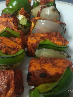 पनीर टिक्का(Paneer Tikka recipe in Hindi) रेसिपी मुख्य फोटो