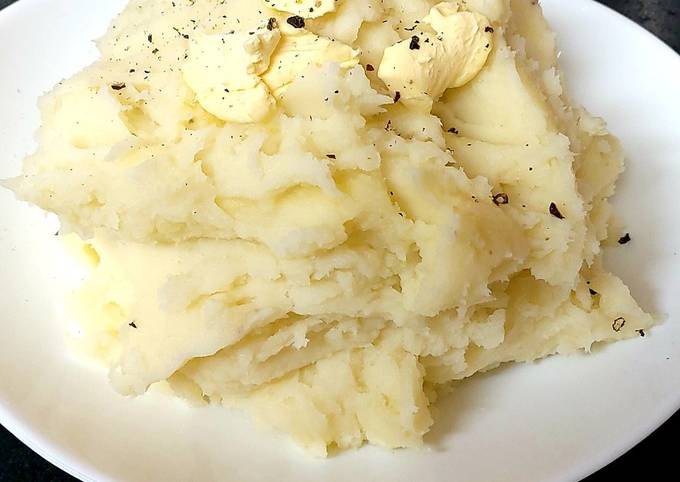 My Buttery Mashed Potatoes 🥰Sidedish
