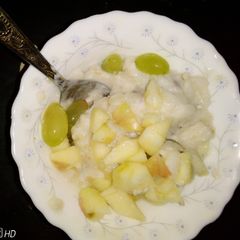 A picture of Fruit barley poridge.