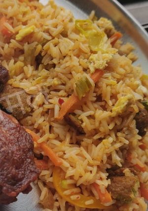एग अँड फलाफल फ्राईड राईस (Egg and Falafel Fried Rice recipe in marathi) रेसिपी चे मुख्य फोटो 