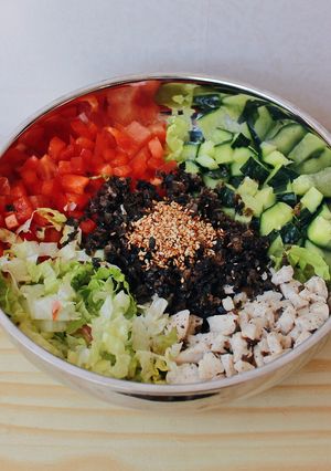 Hình của món Salad ức gà (eat clean).