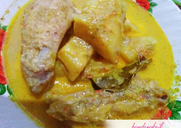 Gulai Ayam Nenas