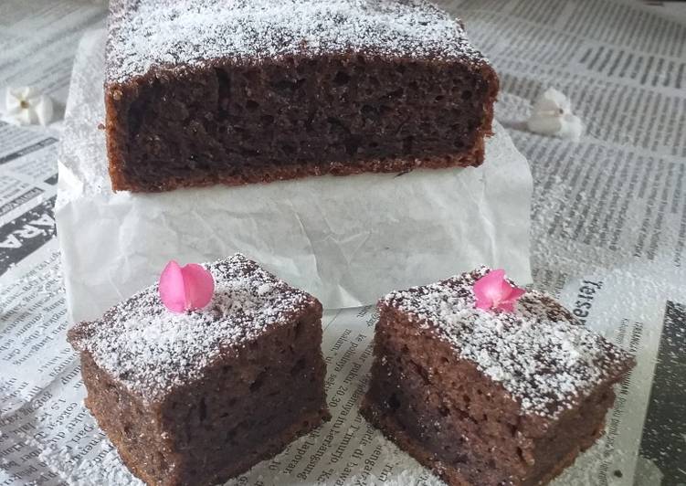 Bagaimana Membuat Kue Coklat Kulit Pisang Anti Gagal