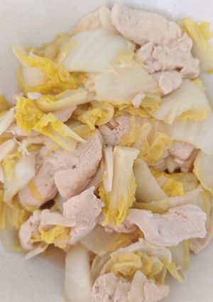 雞胸肉煮娃娃菜 的食譜成品照片