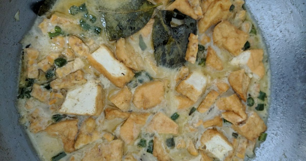 Masakan jawa tahu tempe lombok ijo