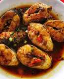 Cá nhồng kho tiêu