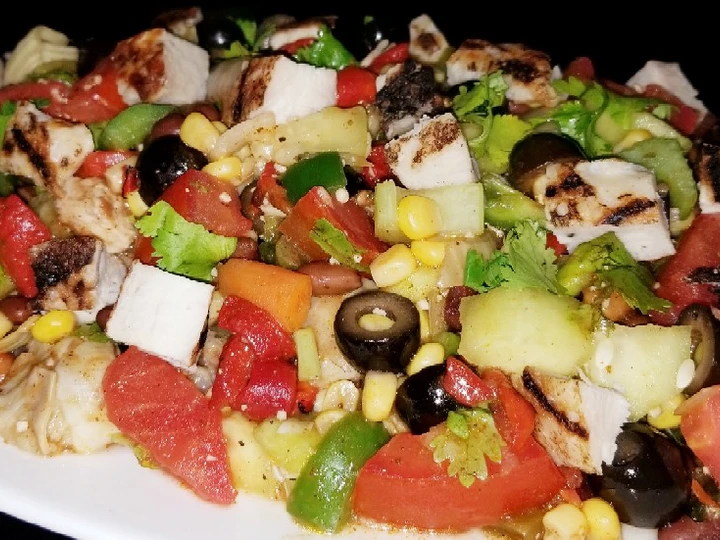 Easy Way Prepare Mike's Mexican Grilled Chicken Salad the Delicious Makes you drool