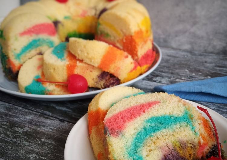 Cara Gampang Menyiapkan Rainbow Marmer Cake Putih Telur, Lezat