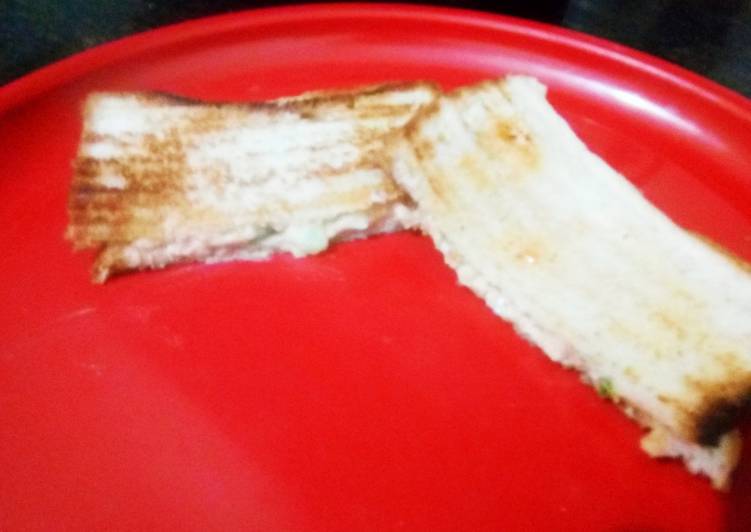 How to Prepare Homemade Grill Mayo Sandwich