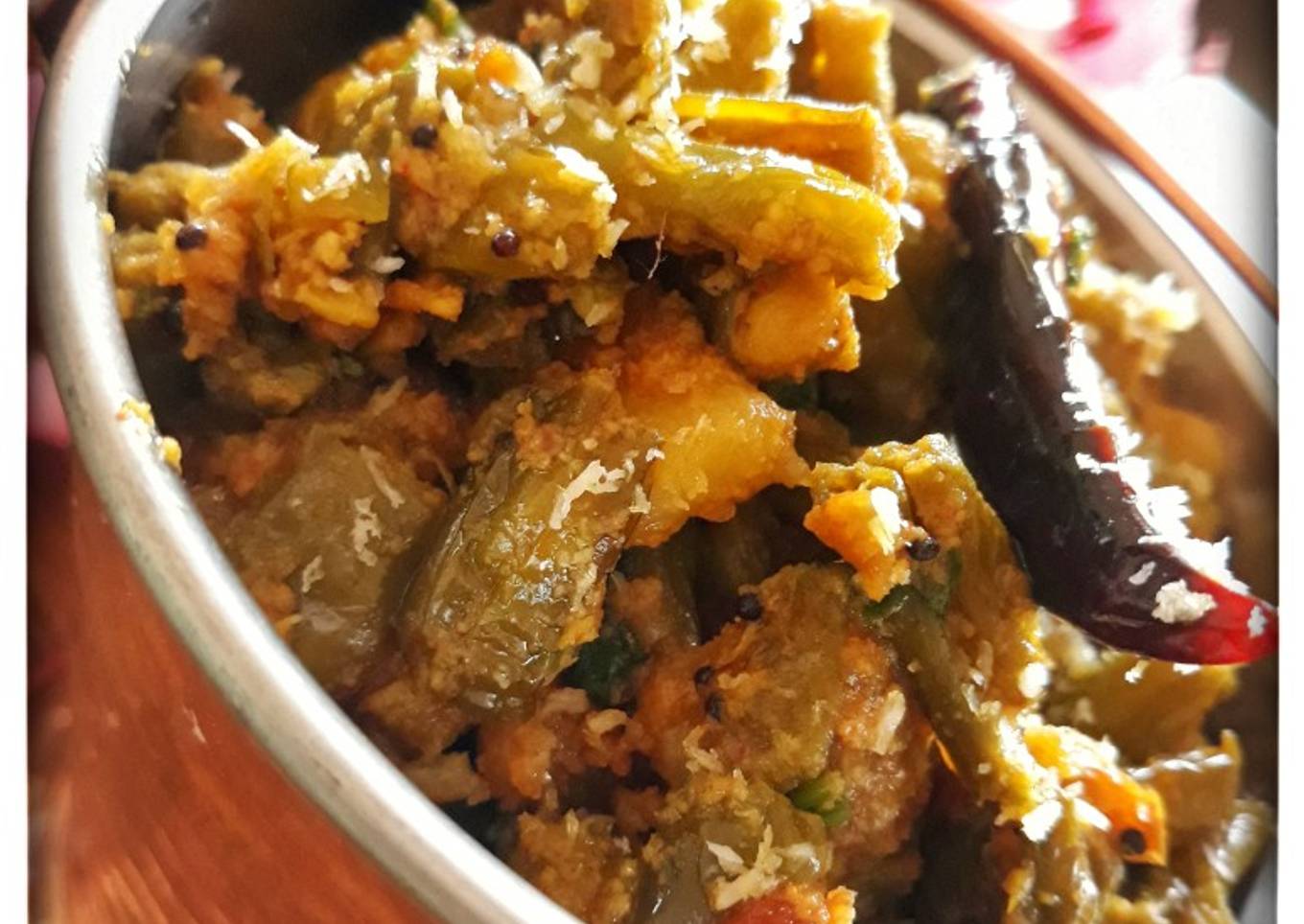 Beans in poppy paste