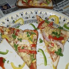 A picture of Cheese bread pizza.