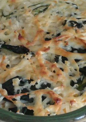 Una foto de Arroz al horno con acelga y queso