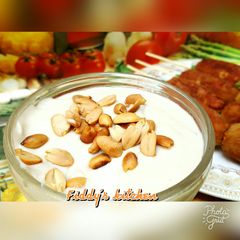 A picture of Kunun danyar gyada da farar shinkafa.