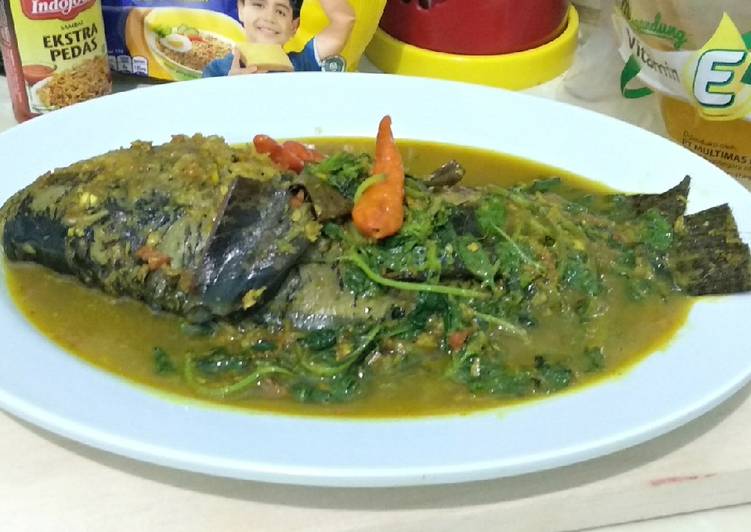 Resep Ikan Emas Bumbu Kuning Lezat