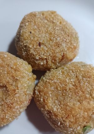 Una foto de Croquetas de papa y habas frescas
