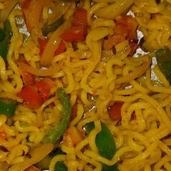 A picture of Yummy 😋 maggie.