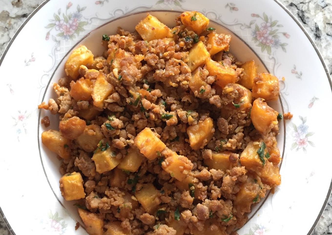 Daging Cincang Kentang Kecap