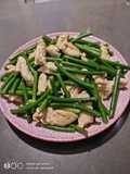 Chicken breast with Onion stalk