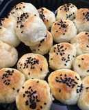 فطائر بالجبنة