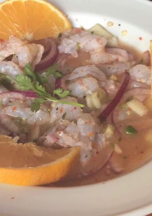 Una foto de Agua chile estilo mi Papá👨🏻‍🍳 🌶🦐🦐