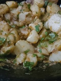 जीरा आलू (jeera aloo recipe in Hindi) रेसिपी मुख्य फोटो