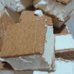 A picture of Cream Sliders.