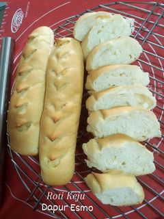 Foto resep Roti Keju (Tanpa susu dan telur)