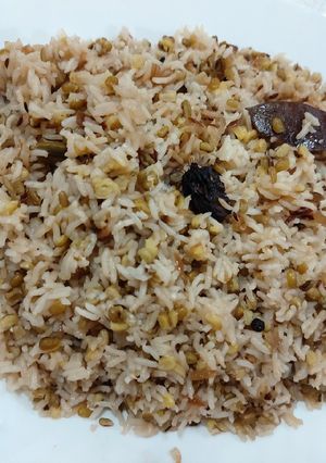A picture of Khichadi chamman polaw.