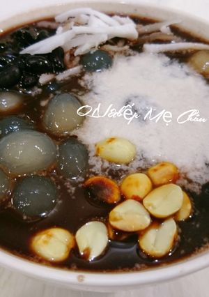 Hình của món Chè đậu đen trân châu cốt dừa.