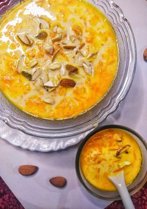 गाजर की खीर (gajar ki kheer recipe in Hindi) रेसिपी मुख्य फोटो