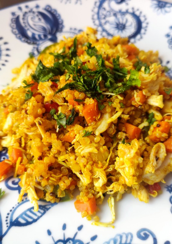 Una foto de Quinoa con verduritas y pollo