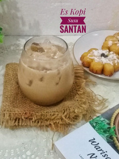Foto resep Es Kopi Susu Santan