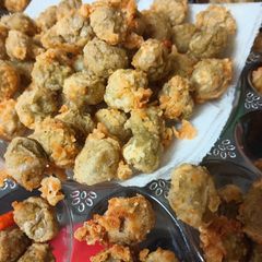 A picture of Aryca's Fried Olives.