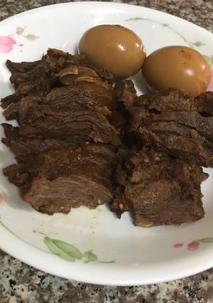 滷牛腱 的食譜成品照片