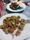 Favas com picos de carne