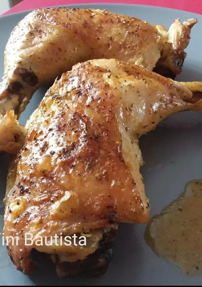Una foto de Pollo al vino blanco