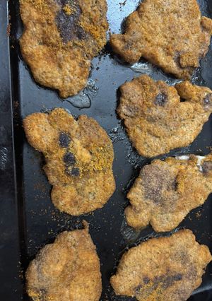 A picture of Shake and bake pork chops.