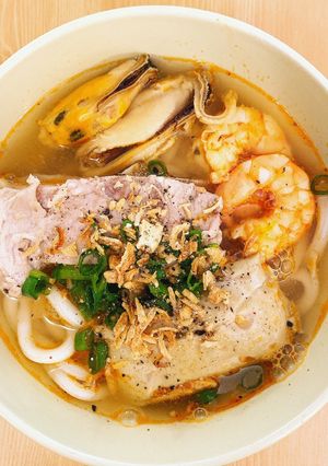 Hình của món Bánh canh xương heo.
