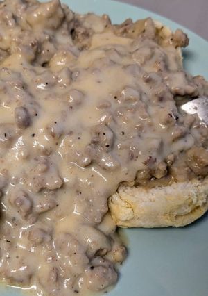 A picture of Southern Sausage Gravy.