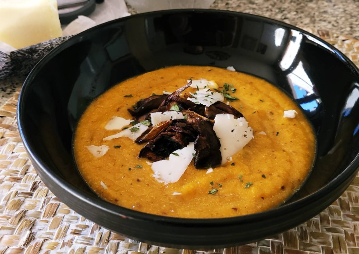 Crema de Calabaza con Bacon y Setas