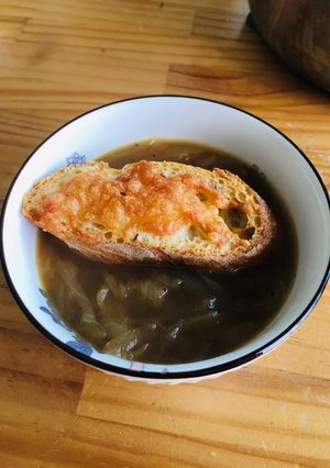 法式洋蔥湯 的食譜成品照片