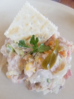 Una foto de Ensalada de atún